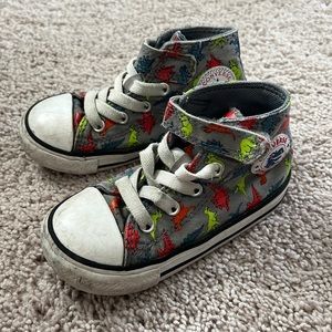 Toddler Dino Converse!